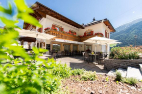 Отель Hotel Stilfserhof  Прато Алло Стелвио